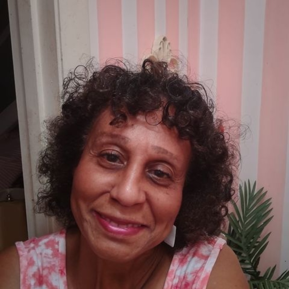 Meet your Posher, Linda